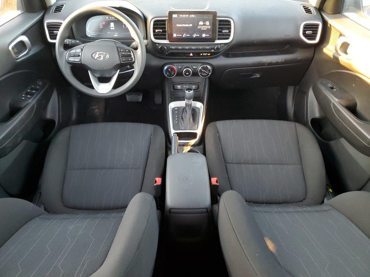 Hyundai VENUE Se Image 11