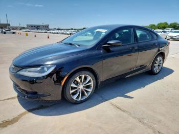  Salvage Chrysler 200