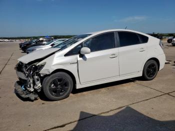  Salvage Toyota Prius