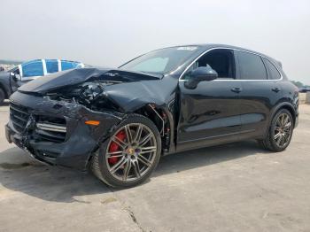  Salvage Porsche Cayenne