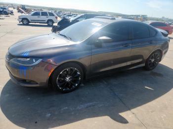  Salvage Chrysler 200