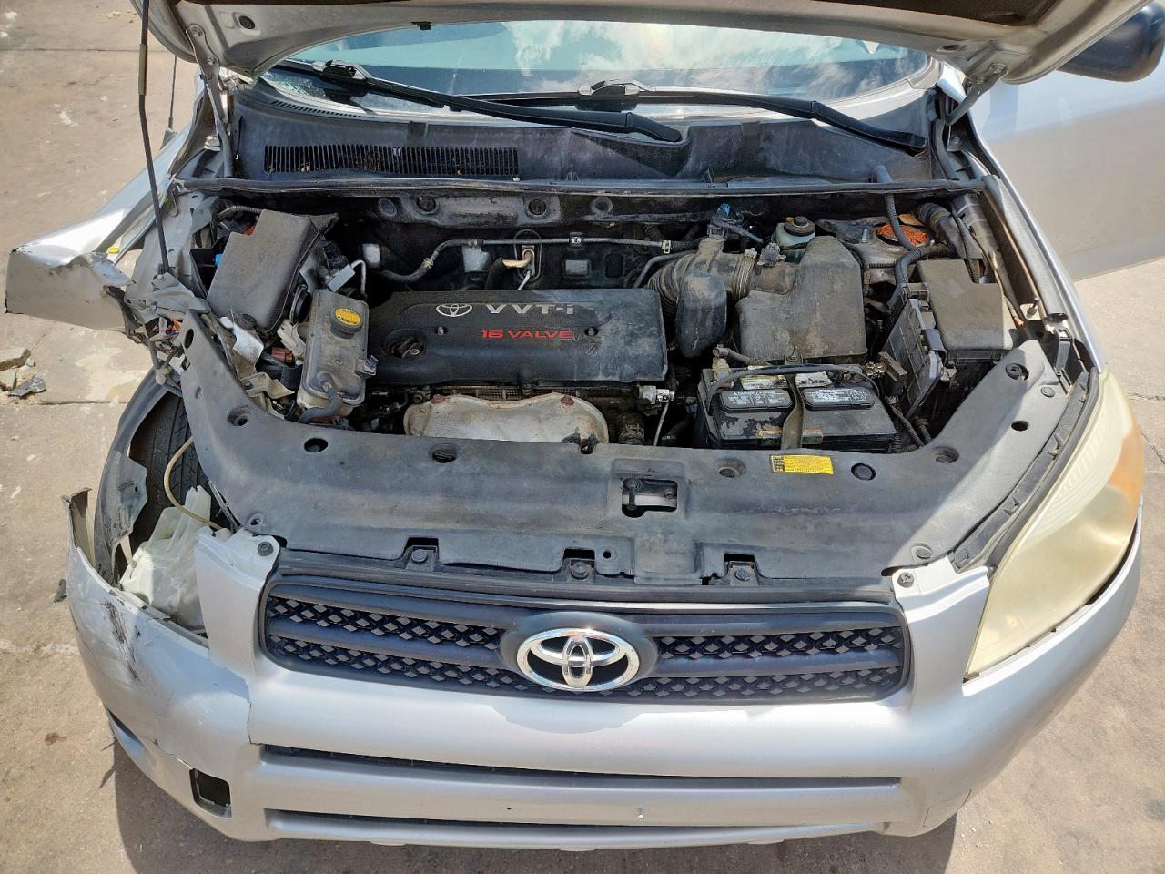Toyota RAV4 Image 13