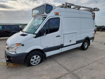  Salvage Mercedes-Benz Sprinter