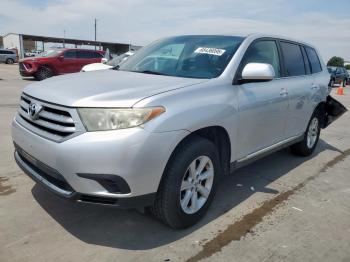  Salvage Toyota Highlander