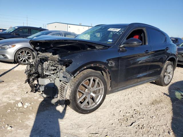  Salvage Alfa Romeo Stelvio