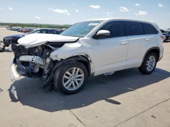  Salvage Toyota Highlander