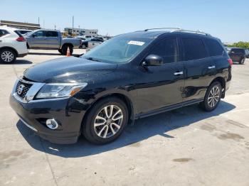  Salvage Nissan Pathfinder