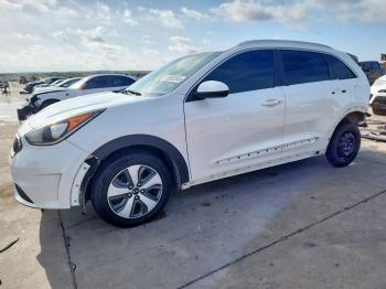  Salvage Kia Niro