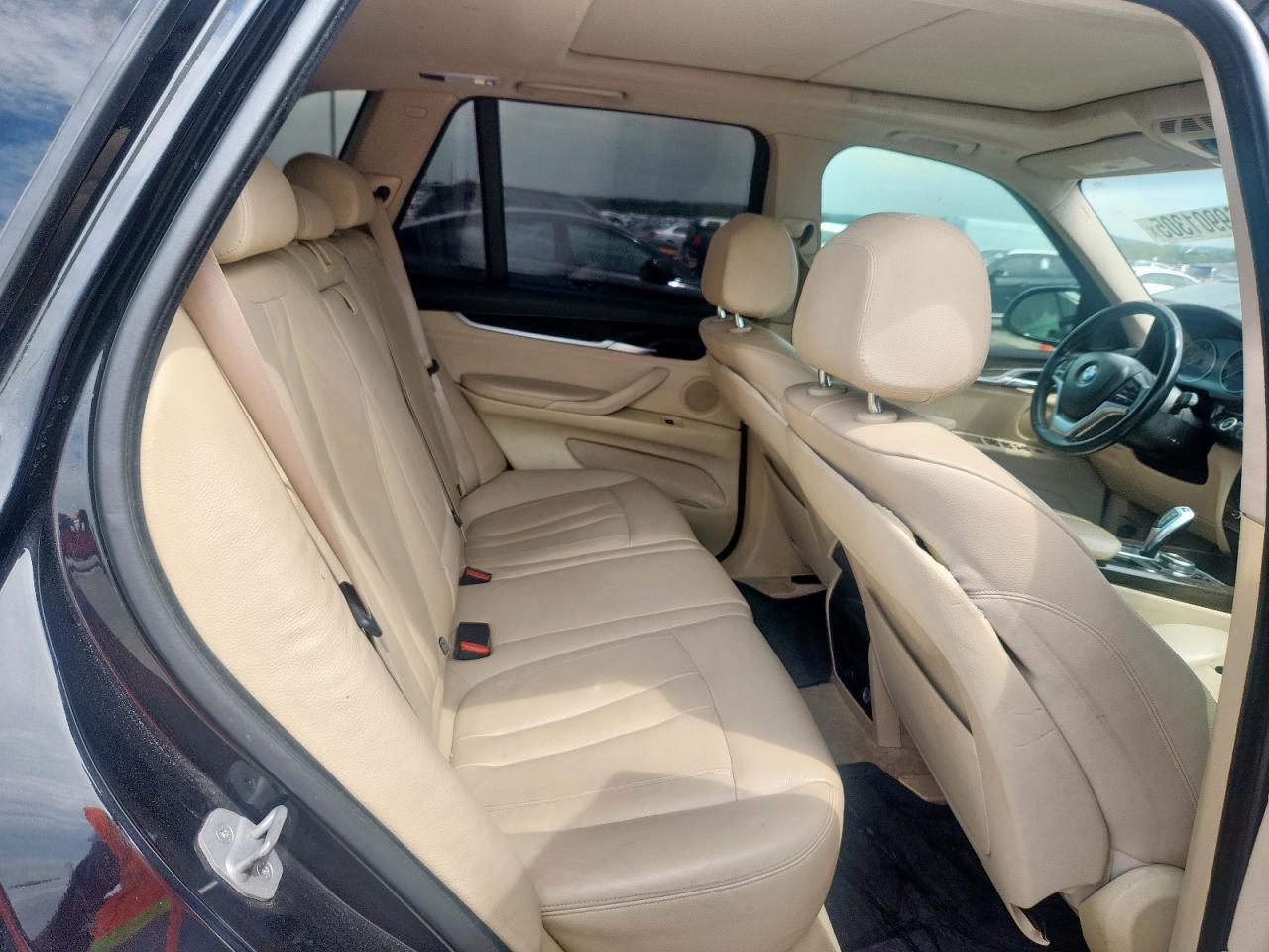 BMW X Series Xdrive35d Image 8