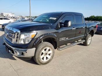  Salvage Nissan Titan