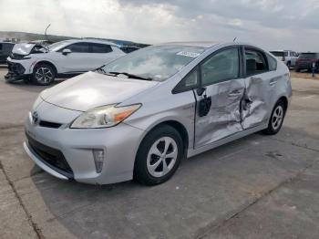  Salvage Toyota Prius
