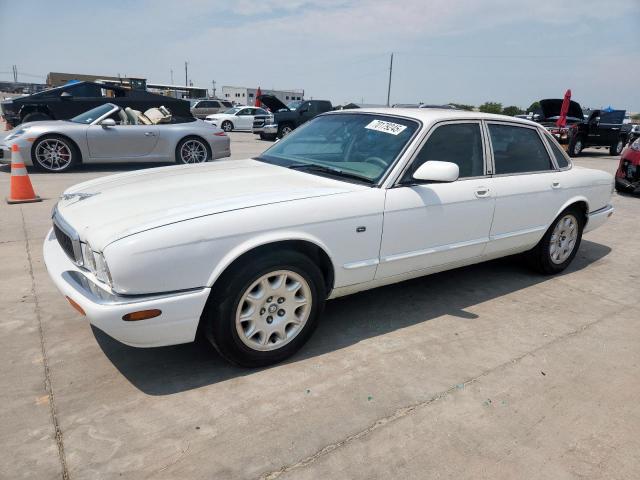  Salvage Jaguar Xj8