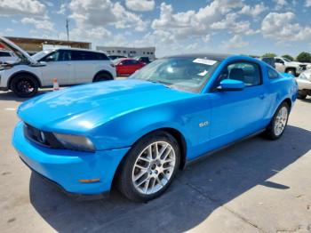  Salvage Ford Mustang