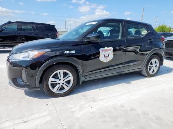  Salvage Nissan Kicks