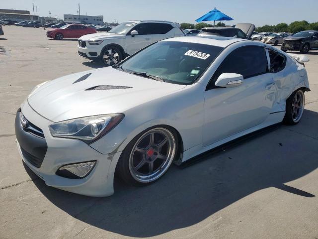  Salvage Hyundai Genesis