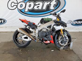  Salvage Aprilia Tuono V4 F