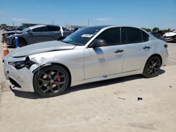  Salvage Alfa Romeo Giulia