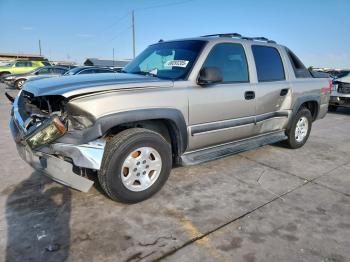  Salvage Chevrolet Avalanche