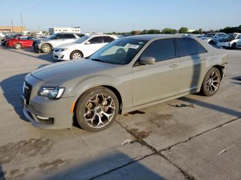  Salvage Chrysler 300