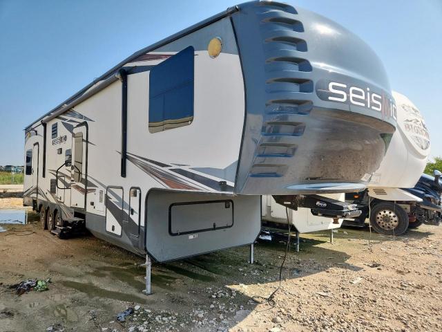  Salvage Jayco Seismic