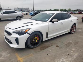  Salvage Kia Stinger