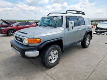  Salvage Toyota FJ Cruiser