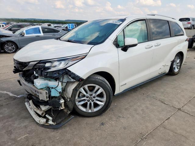  Salvage Toyota Sienna