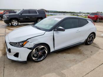  Salvage Hyundai VELOSTER