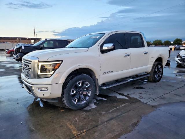  Salvage Nissan Titan