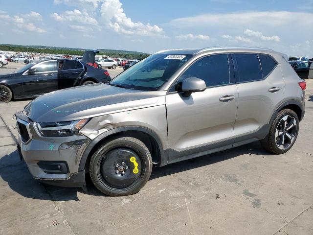  Salvage Volvo XC40
