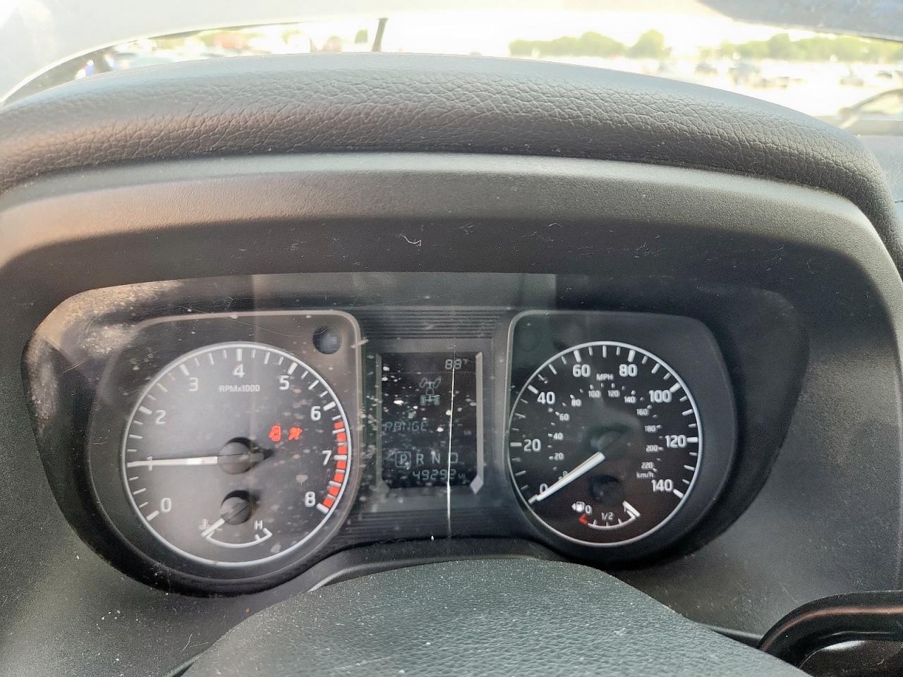 Nissan Titan S Image 3