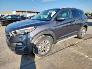  Salvage Hyundai TUCSON