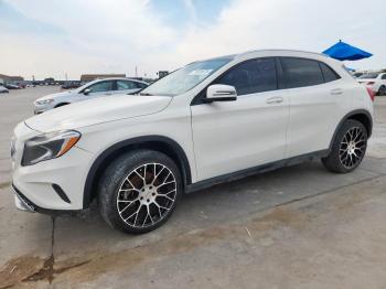  Salvage Mercedes-Benz GLA