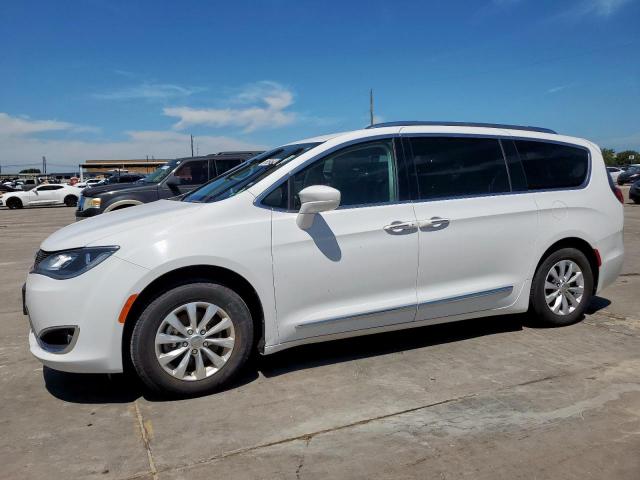  Salvage Chrysler Pacifica