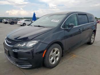  Salvage Chrysler Pacifica