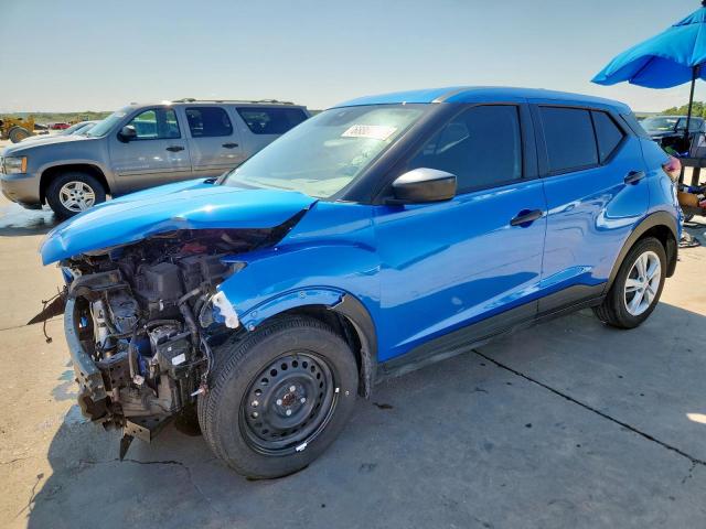  Salvage Nissan Kicks