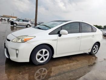  Salvage Toyota Prius