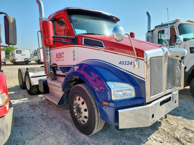  Salvage Kenworth Constructi