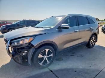  Salvage Kia Sorento