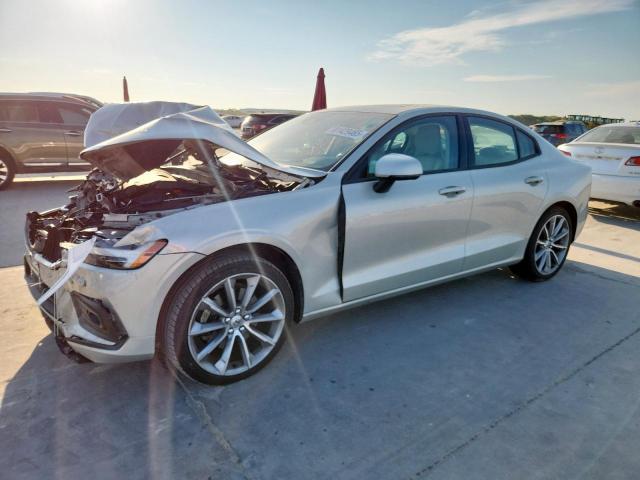  Salvage Volvo S60