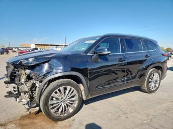  Salvage Toyota Highlander