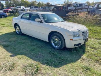  Salvage Chrysler 300