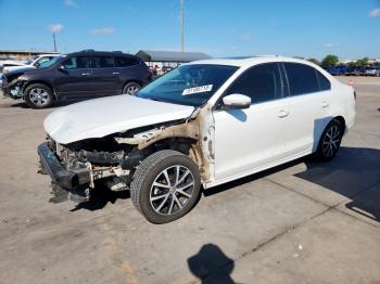  Salvage Volkswagen Jetta