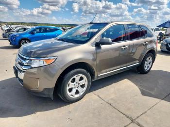  Salvage Ford Edge
