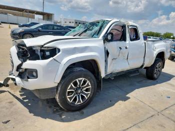  Salvage Toyota Tacoma