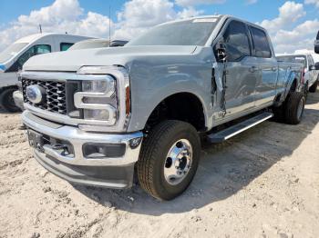  Salvage Ford F-350