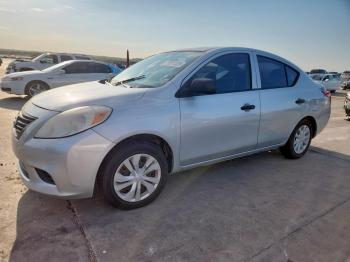  Salvage Nissan Versa