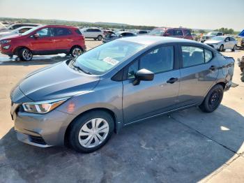  Salvage Nissan Versa