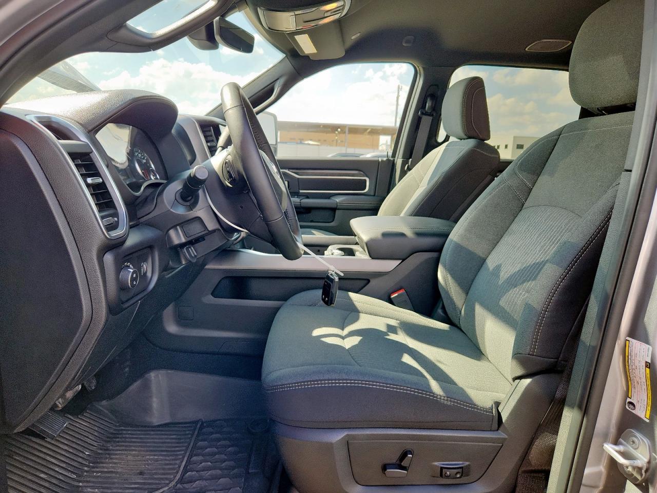 Ram 2500 Big Horn Image 8