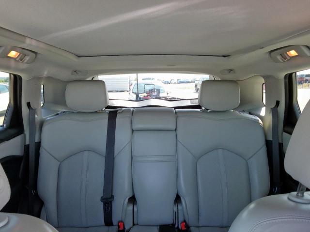 Cadillac SRX Luxury Collection Image 4